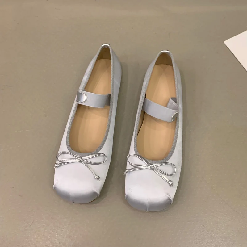 2023Luxury Satin Silk Ballet Shoes Woman Classic Square Toe Bowtie Elastic Band Ballerina Flats Ladies Soft Loafers