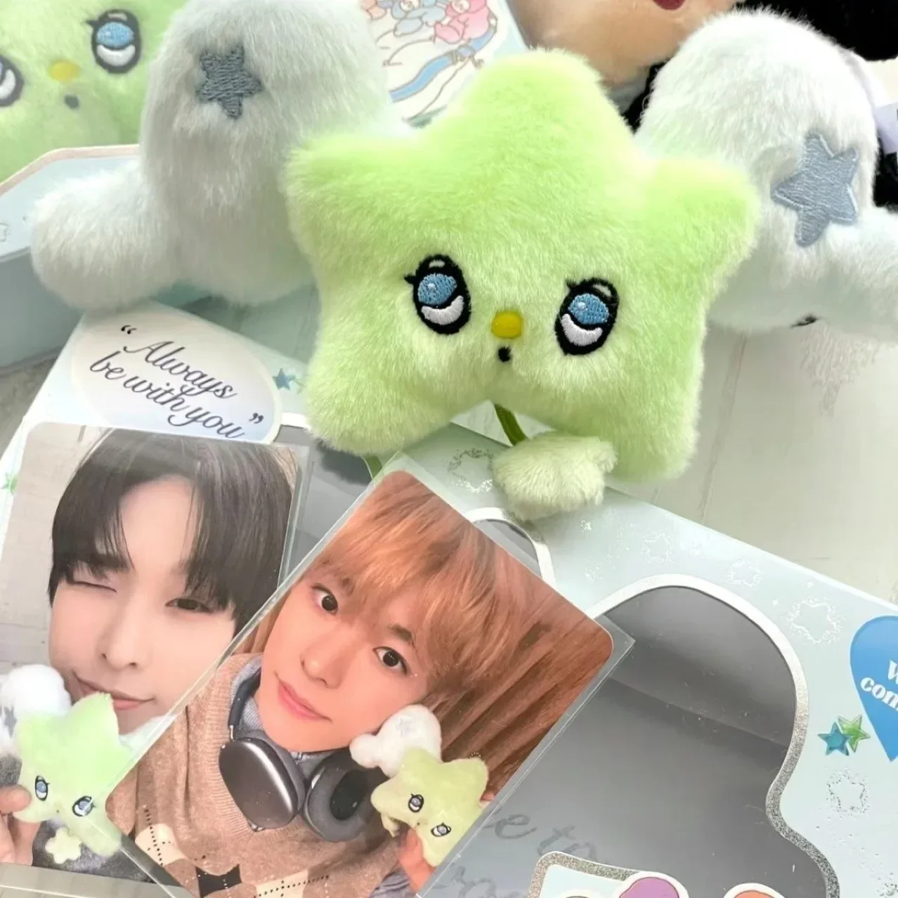 1Pc Kpop Idol SION RIKU YUSHI JAEHEE RYO SAKUYA Single [ Wish ] Wichu Keyring Same Green Star with Wings Bag Charm Gifts