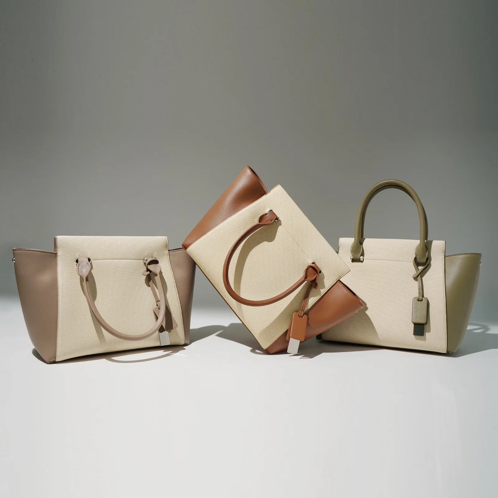 

Multi Pocket Diaper Bag Stylish Durable Waterproof Large Capacity for Baby Care Items Travel Gear and Daily Necessities