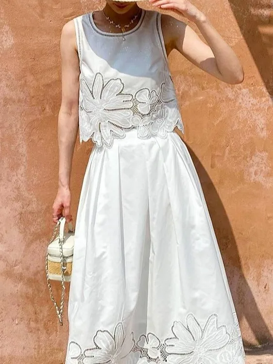 Summer 2025 Faion Embroidered Hollow out round Ne Svel Vest High Waist Elastic Waist f Skirt Women's Set image 2