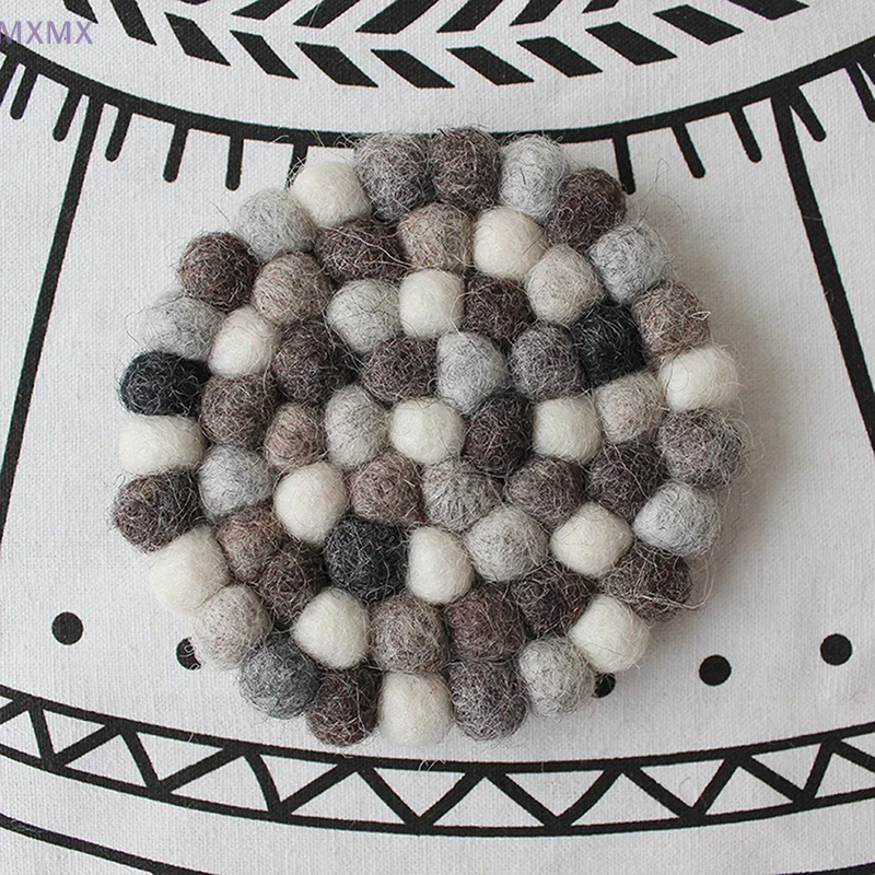 Colorful Round Felt Ball Coasters Handmade Wool Felt Coasters Placemats Insulated Placemats Pot Holders Kitchen Accessories