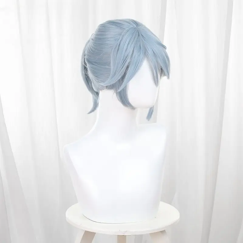 La quinta persona prisionero Luca invierno cigarra azul claro cola de caballo pequeña Cosplay Anime peluca