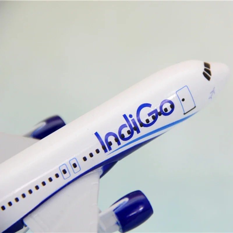 16CM 1:400 samolot A320 Model z podstawą samolot samolot zabawka Model indie IndiGo Airlines 737 Model samolotu kolekcja prezentów