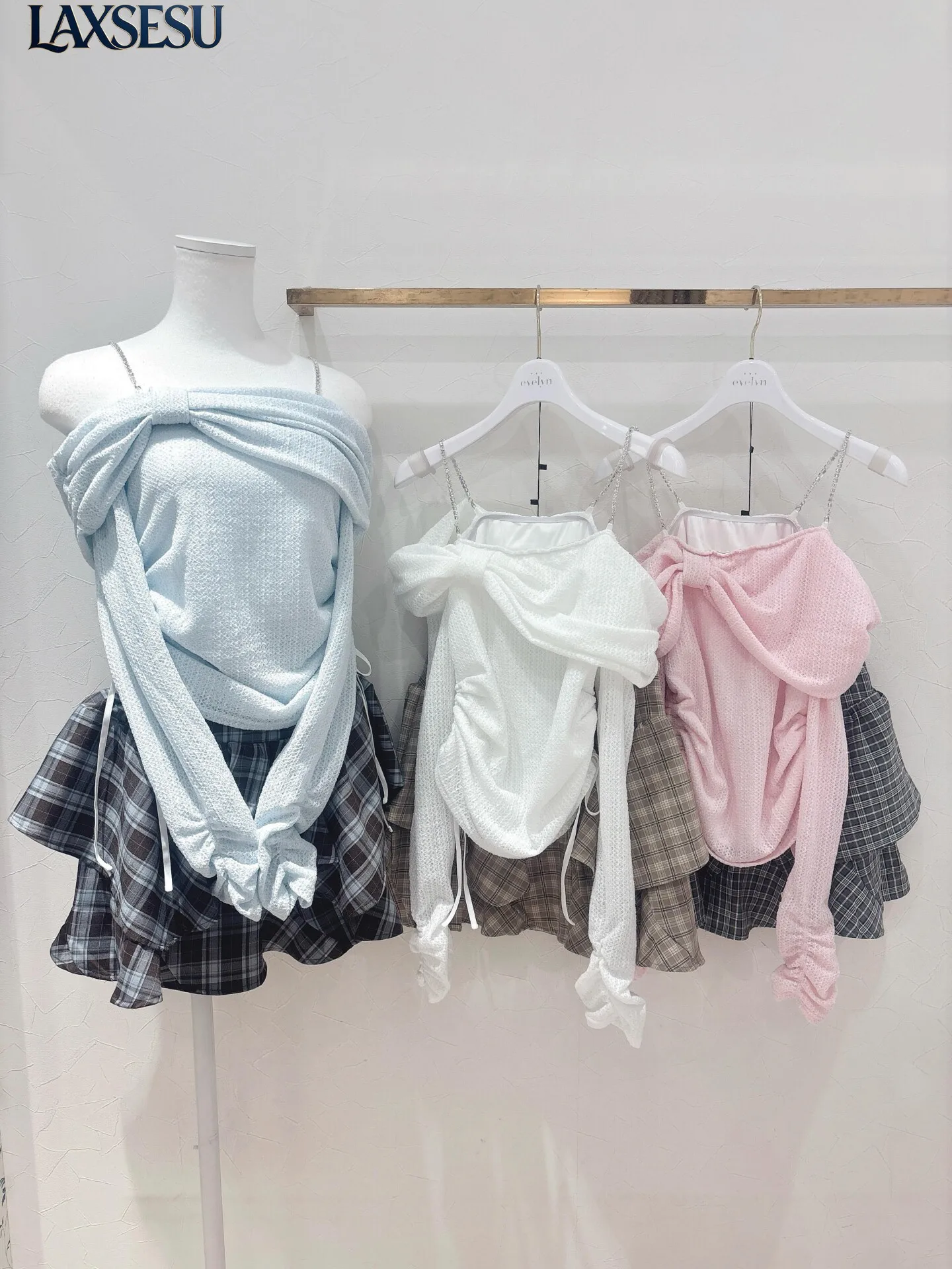 Original Design with Sparkling Rhinestone Suspender Clear Tie Sweet Bow One Necked Long Sleeved Lace Blouses for Women