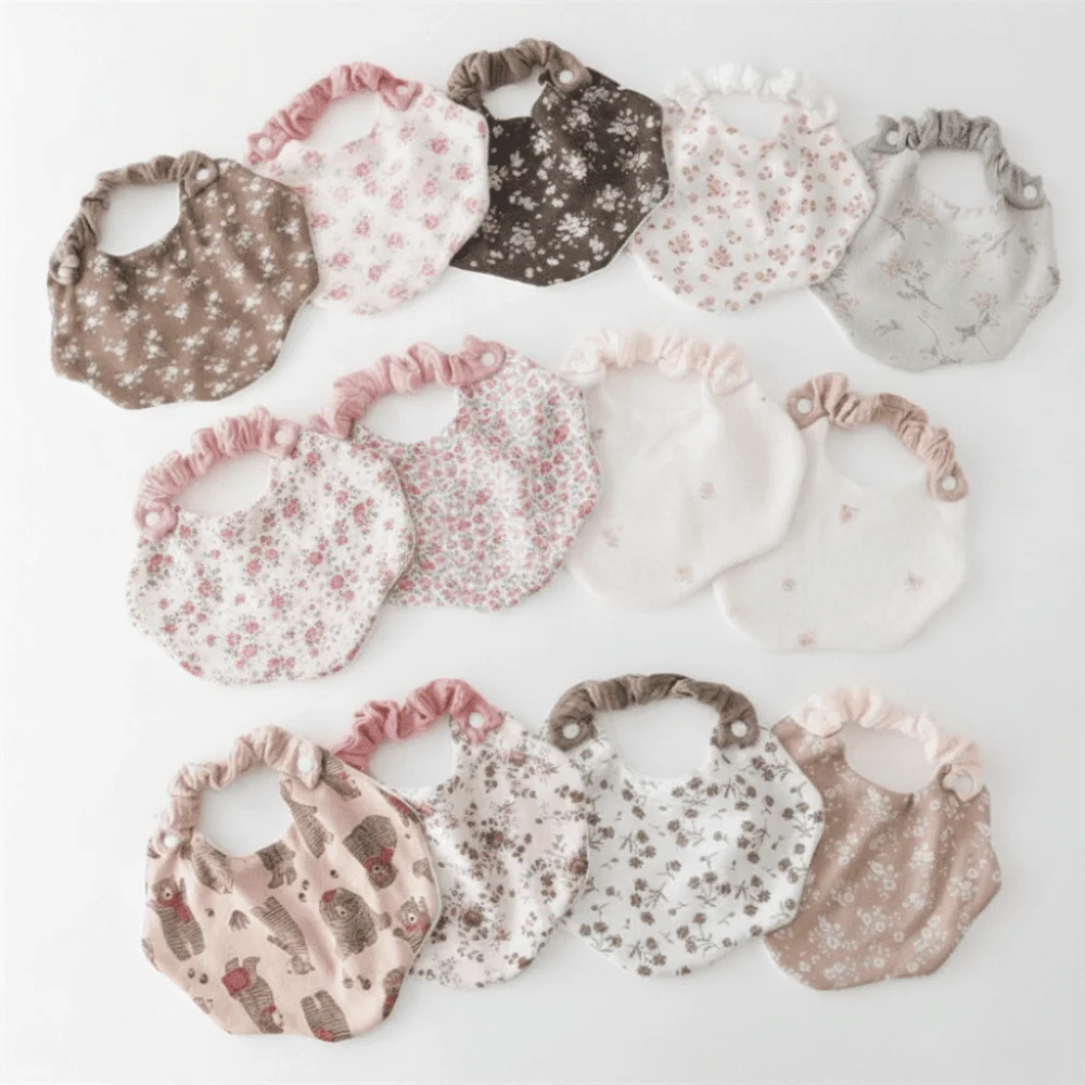 Cotton Gauze Baby Feeding Bib Printed Design Soft Texture Burp Cloth 360-Degree Coverage Wave Shape Saliva Towel For Toddlers