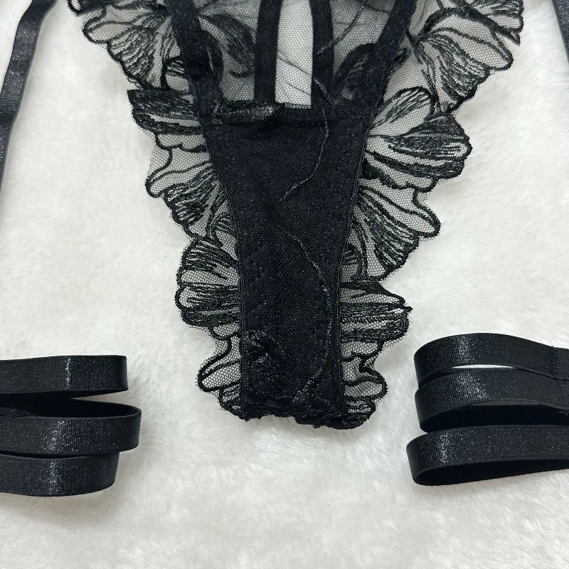 Toucheart Erotic Lingerie Lace Hollow Backless Comfortable Sexy Bra Set Women's Hot Underwear Panties Garter Belt Five-piece Set - Image 6