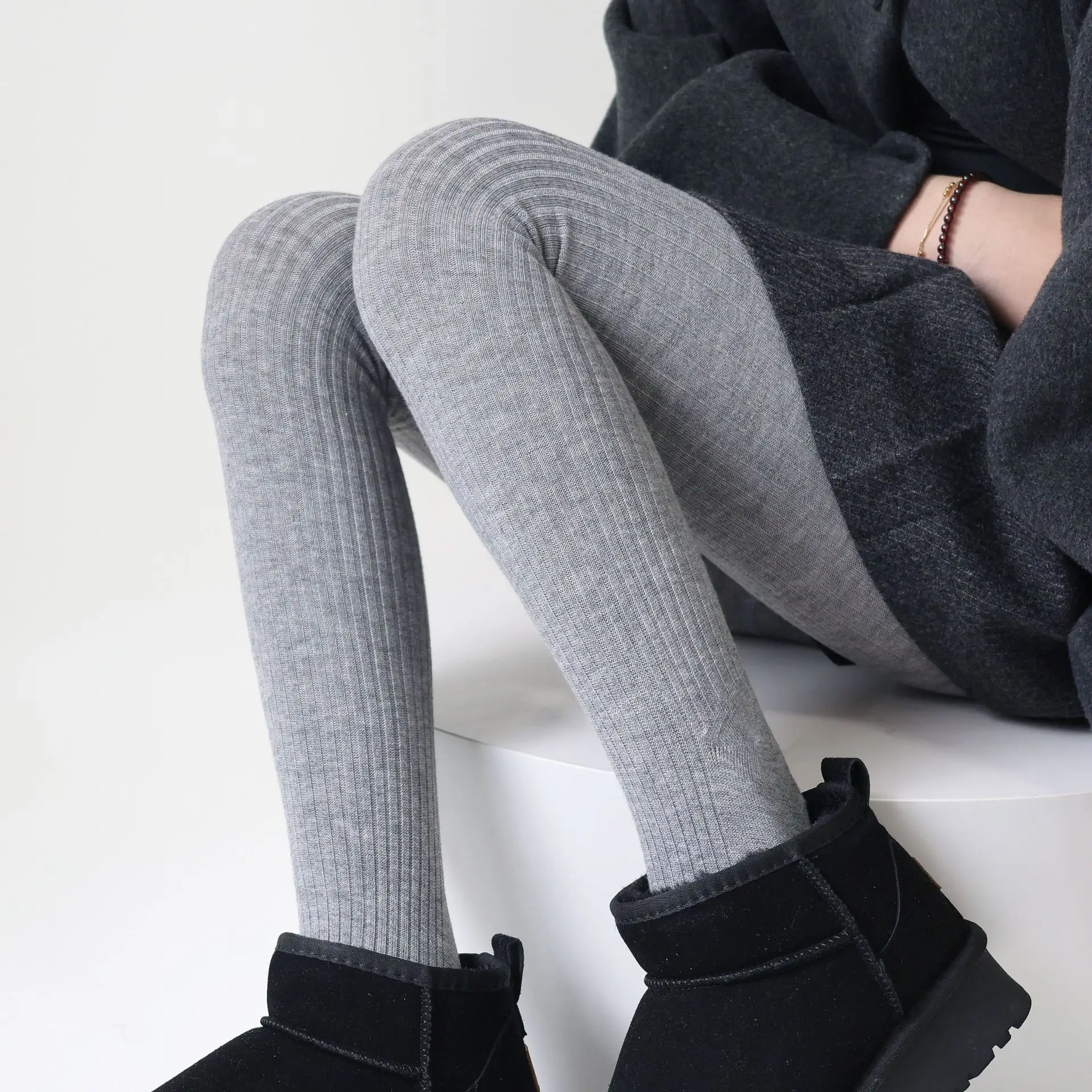Winter Simple Vertical Stripes Fleece Thickened Warm Pantyhose Fashion Versatile Wide Stripe Wool Tights Hosiery Wholesale