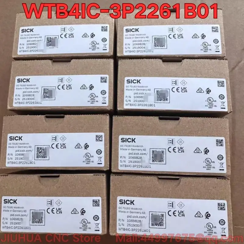 New WTB4IC-3P2261B01 photoelectric sensor