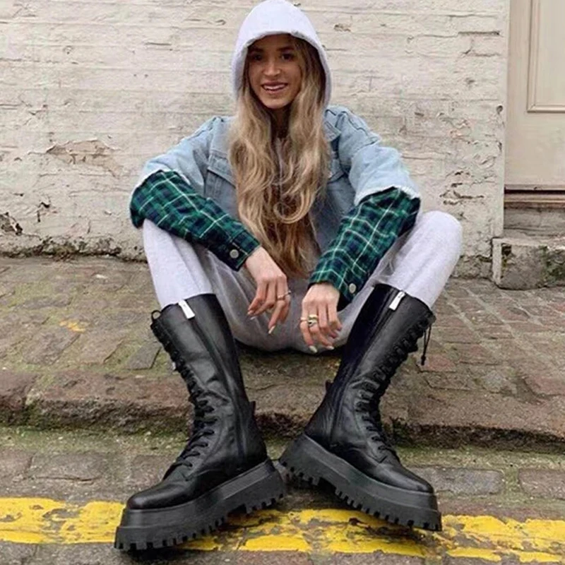2025 Modische Chunky-Plateau-Motorradstiefel für Damen, Herbst-Winter PU-Leder Kniehohe Stiefel, Punk-Stil mit Dicker Sohle, Lange Botas – Detail 8