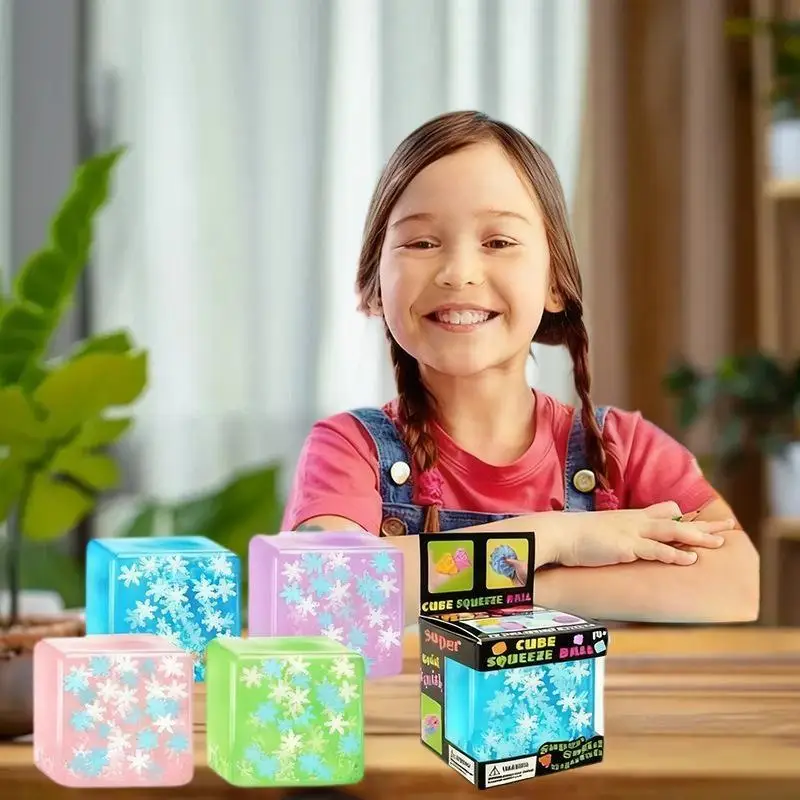 كرة تخفيف التوتر للبالغين، مكعب ثلج مضيء على شكل ندفة الثلج، لعبة إسفنجية ناعمة، لعبة تململ لتخفيف الضغط بطيئة الارتداد