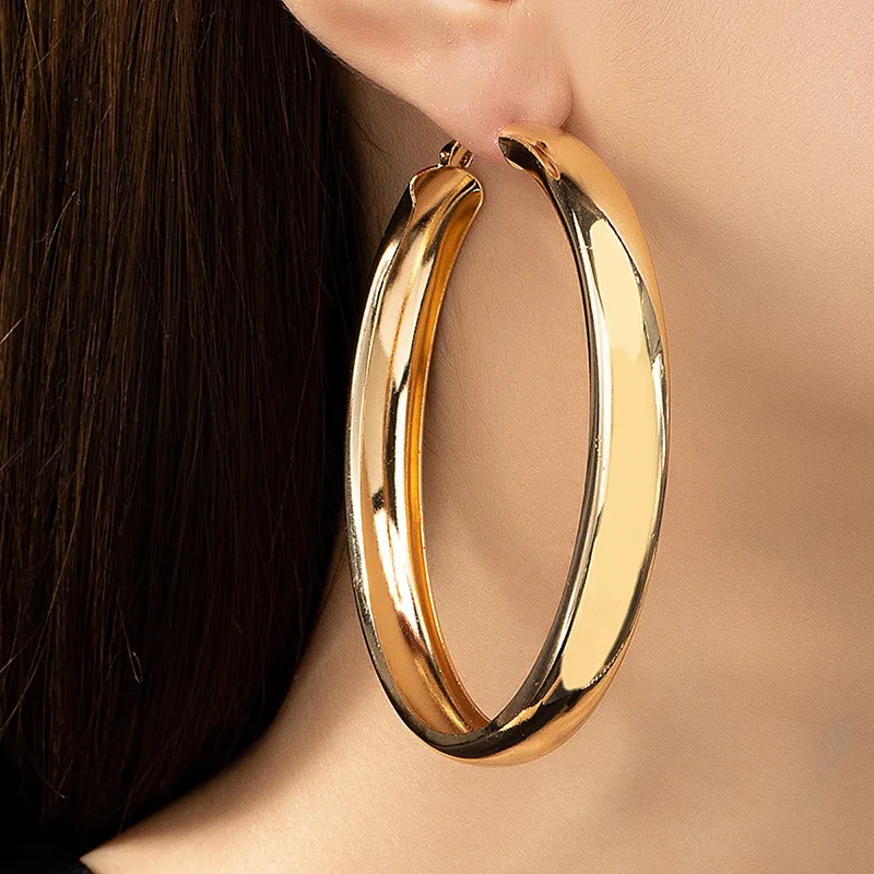 Exaggerated Simple Geometric Metal Hoop Earrings For Women Party Holiday OL Fashion Jewelry Ear Accessories CE123