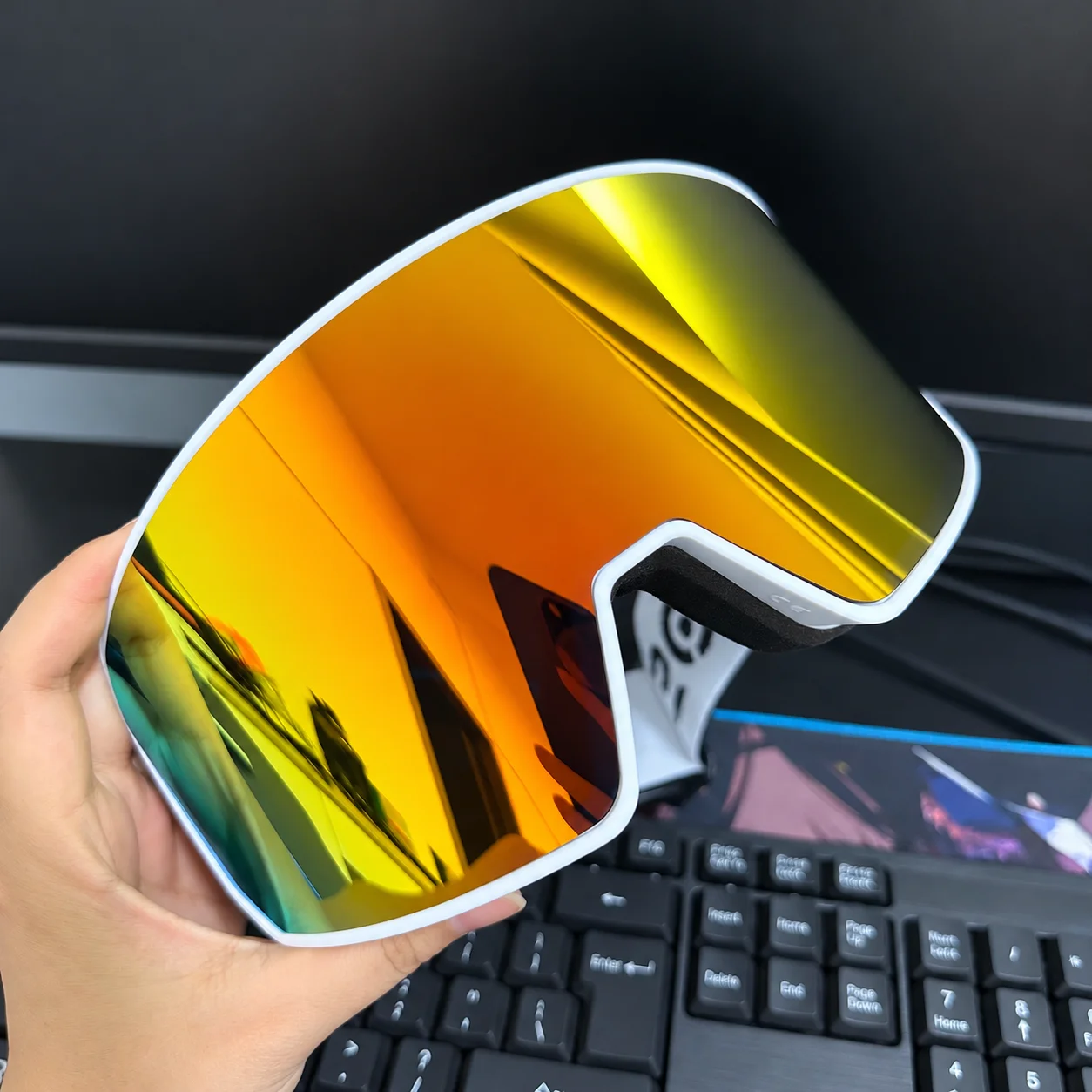 New Double Layer Ski Goggles Anti-Fog UV400 Protection Snowboard Glasses Outdoor Winter Sports Snowmobile Skiing Snow Eyewear