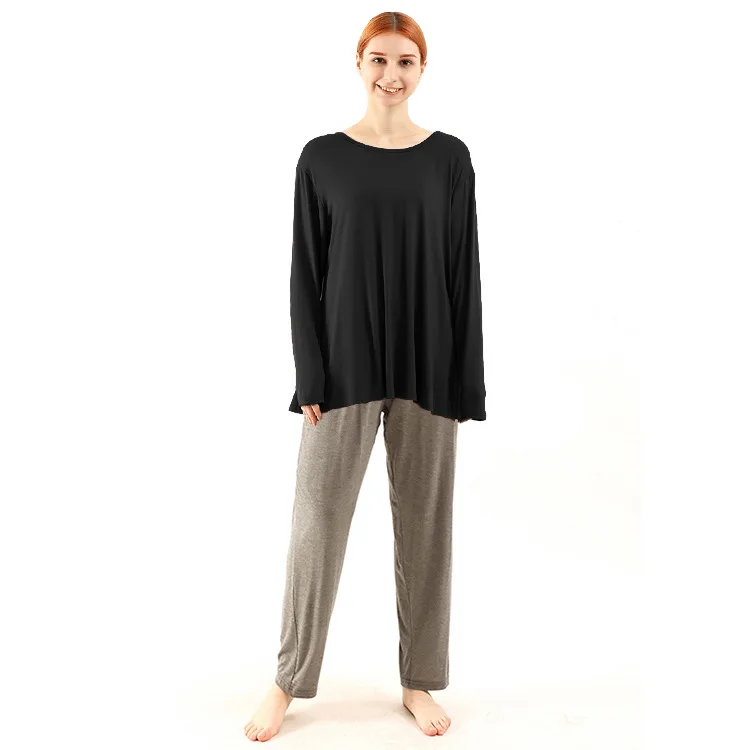 ^black top + dark gray pants