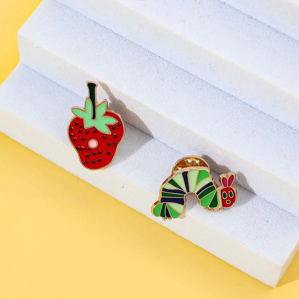 Fruit Hungry Caterpillar Enamel Brooches Take a Bite Alloy Strawberry Brooches Funny Personality Metal Badge Jewelry