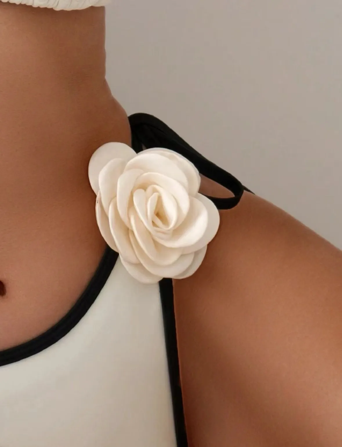 Conjunto de Bikini Sexy de retazos de flores blancas y negras en 3D, traje de baño de dos piezas con lazo acolchado, traje de baño femenino, Bikini Tankini