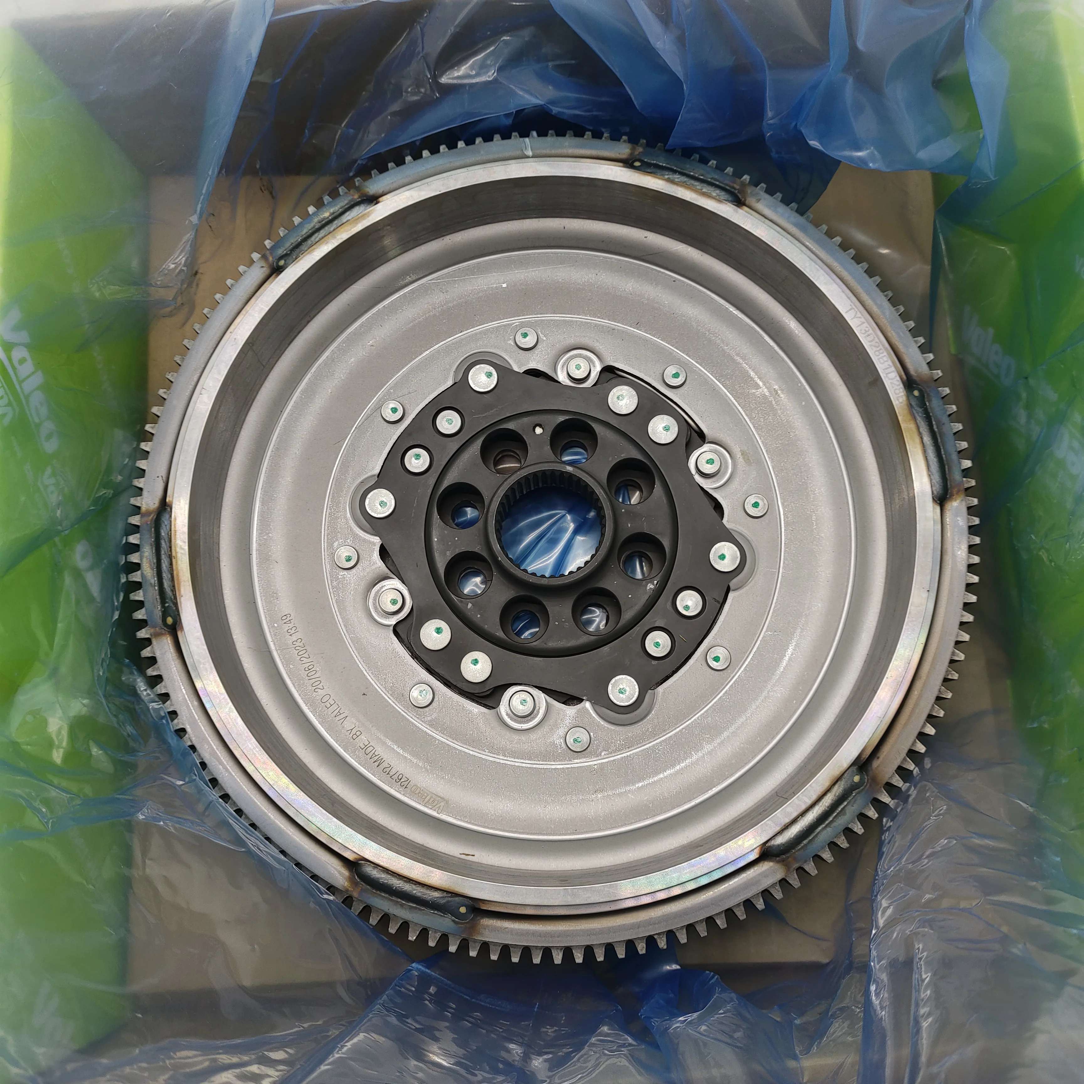 

OBH Transmission Flywheel 8 Hole 135 Teeth 6 Speed Fits for VW Audi Q3 126712