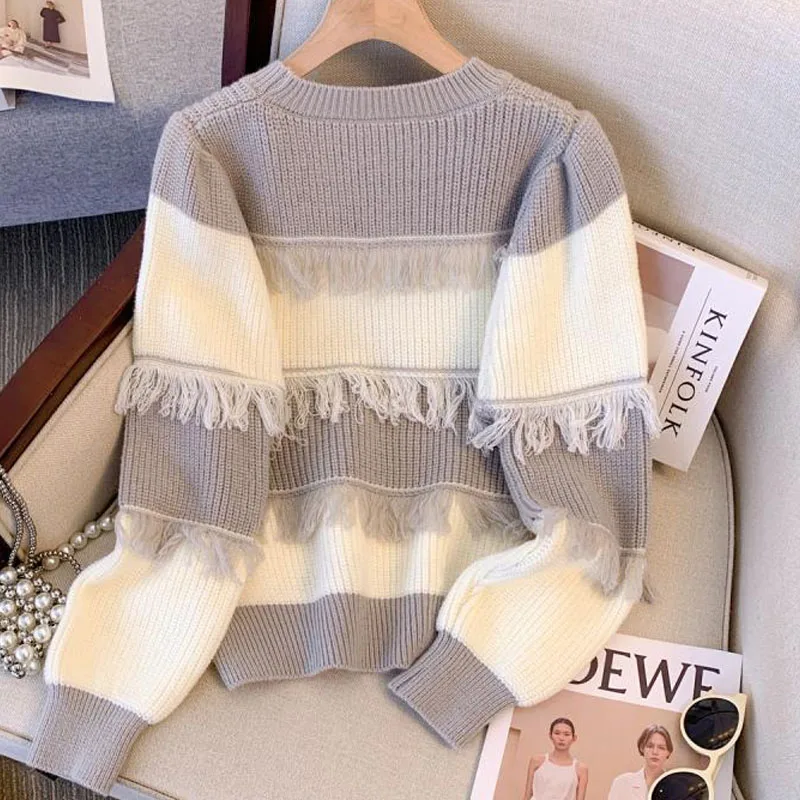 New Autumn and Winter Fashion High Grade Feeling Lazy Tassel Stripe Thickened Knitted Round Neck Versatile Loose Women\'s Sweater