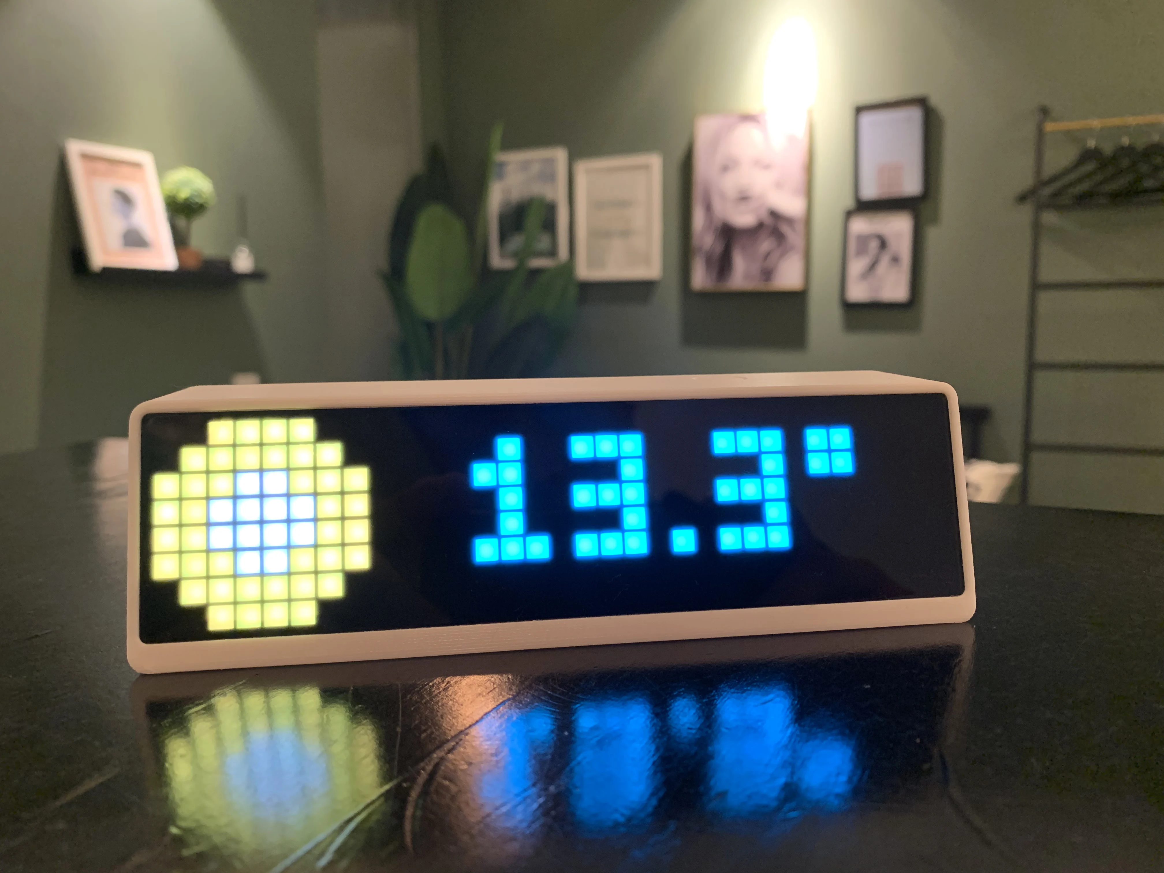 Bitcoin Stock Price Tracker Ticker Cryptocurrency Real Time Desktop Gadget BTC ETH DOGE Weather Clock Monitor Pixel Screen