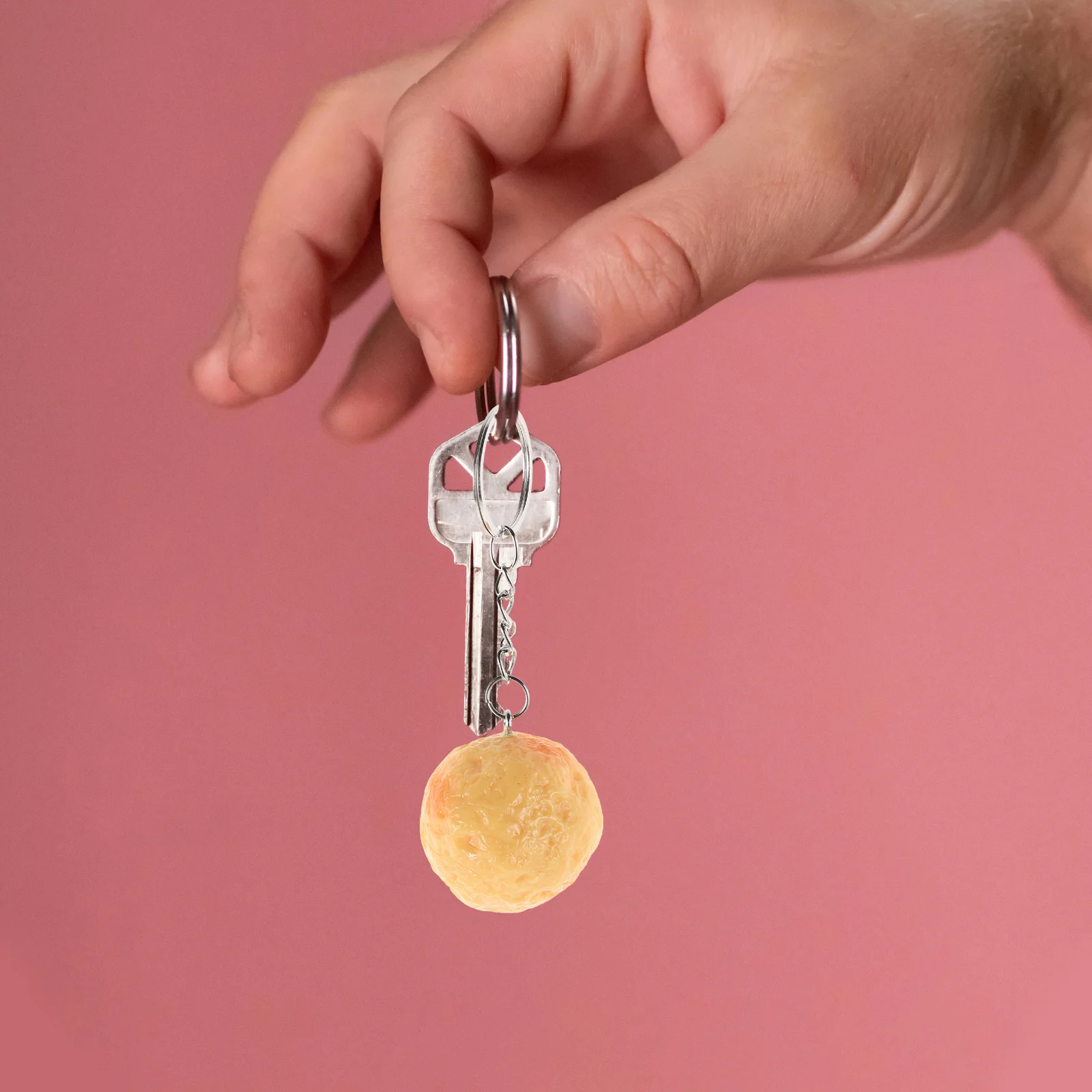 

2Pcs Keychain Lifelike Food Charm Artificial Imitation Food Key Ring Bag Purse Backpack Car Accessory