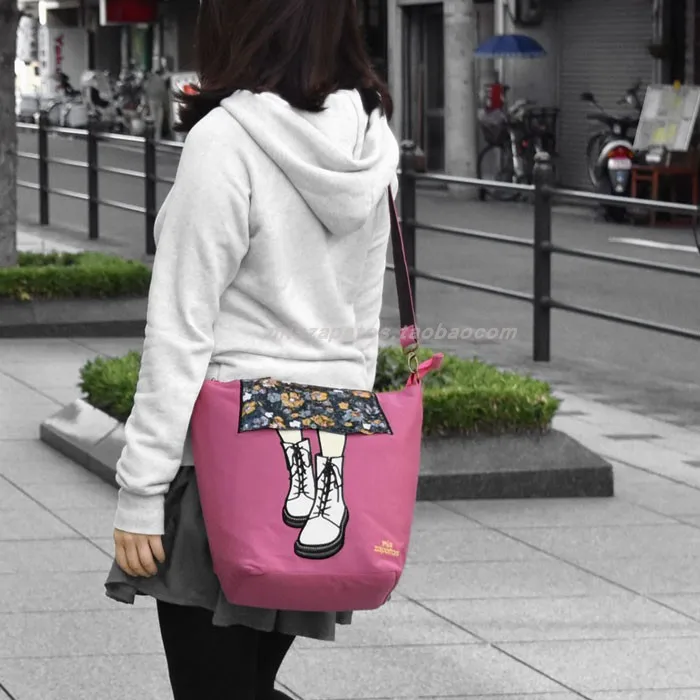 Japanese Fashion Beautiful Leg Embroidery Girl Schoolbag Casual Hot Girl Backpack Commute Shoulder Women's Bag Handbag