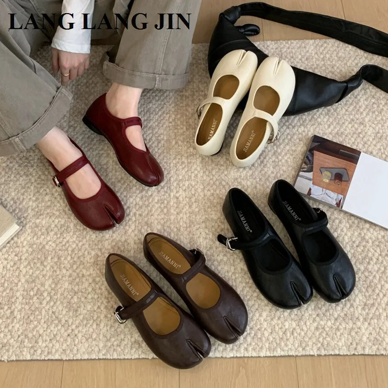 Fashion Tabi Ninja Shoes Women Flats Ballet Split Toe Ballerinas Ladies Round Heeled Loafers Tacones Female Moccasin Brand Mujer