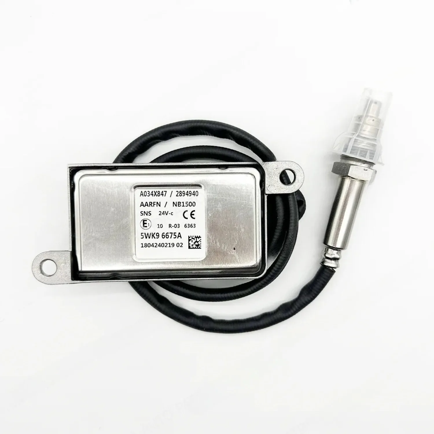 2894940 5WK96675A A034X847 Nitrox Oxygen Sensor Nox Sensor  For Cummins VOLVO DAF XF Truck Parts