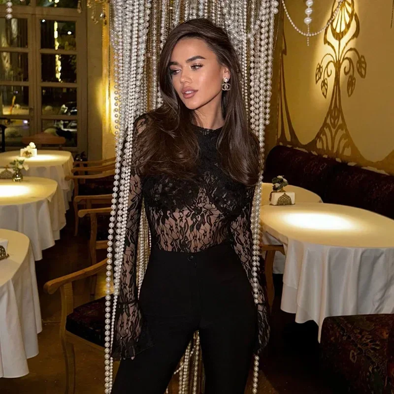 Fashionable slim fit V-neck long sleeved top, sexy perspective lace tight fitting clothing, fashionable women's clothing CSM44