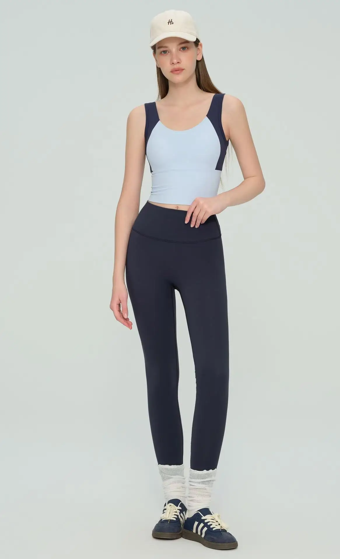 Hochgeschnittene, Po-formende Yoga-Leggings mit Pfirsich-Po-Effekt, nahtlos, hautnah, plus Samt, verdickt, bauchkontrollierend, Sport-Leggings – Detail 7