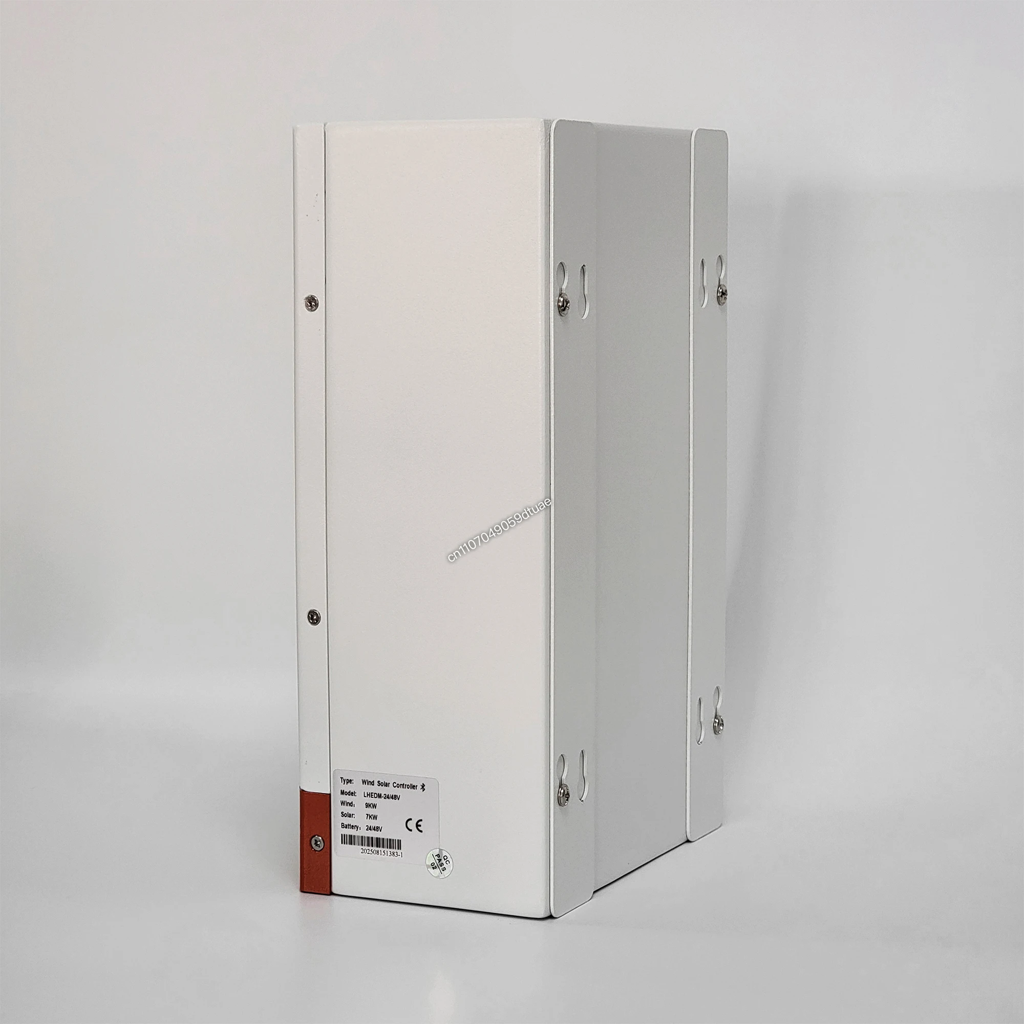 MPPT Hybrid Charge Controller 1000W 3000W Wind 4000W 7000W Solar 12/24V/48V Auto Dump Load Inserted With LCD Display For Homeuse