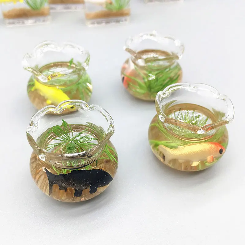 Mini Aquarium Fish Tank Creative 1:12 Dollhouse Miniature Fish Tank Model Random