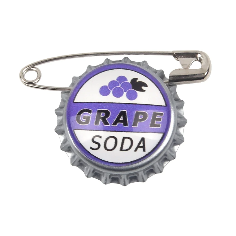 Broches para botellas de Soda de uva, insignias de película de dibujos animados de Anime, joyería, camisa vaquera, alfileres seguros para solapa para niños, broches DIY, regalos para la cabeza