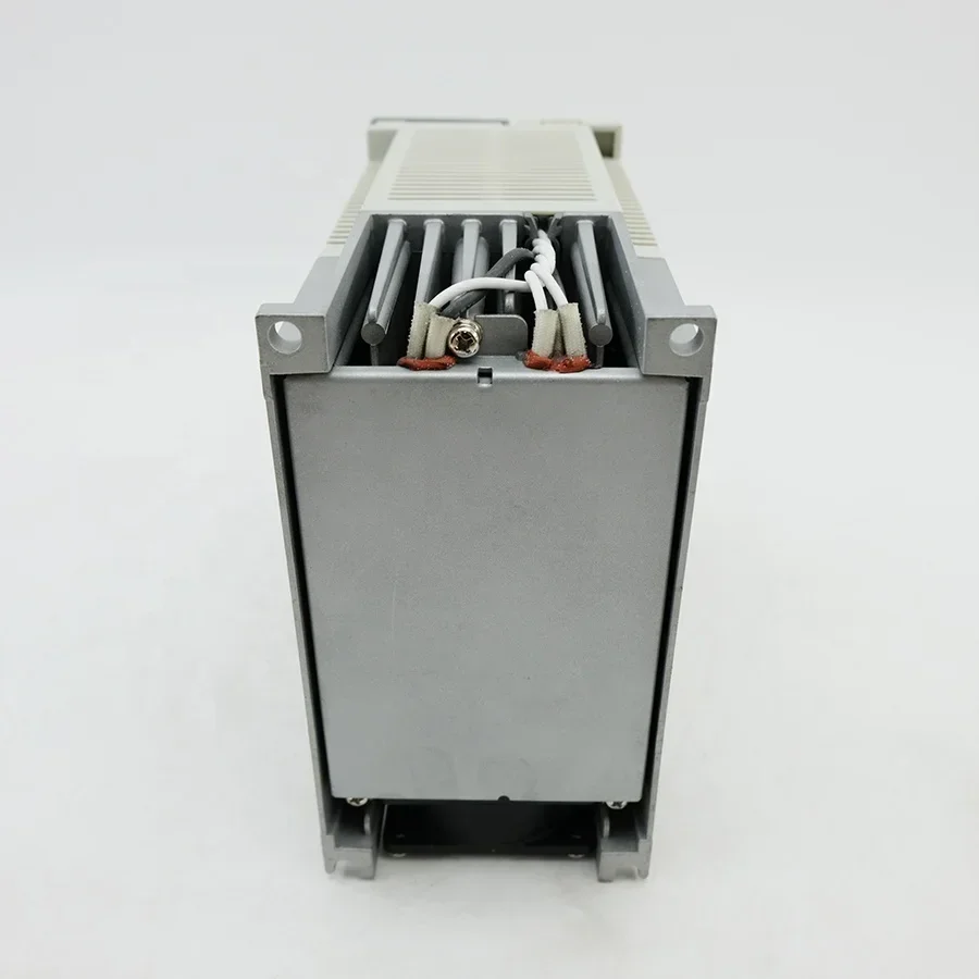 MDS-B-SVJ2-20 Original AC Servo Driver DC Motor Servo Driver MDSBSVJ220