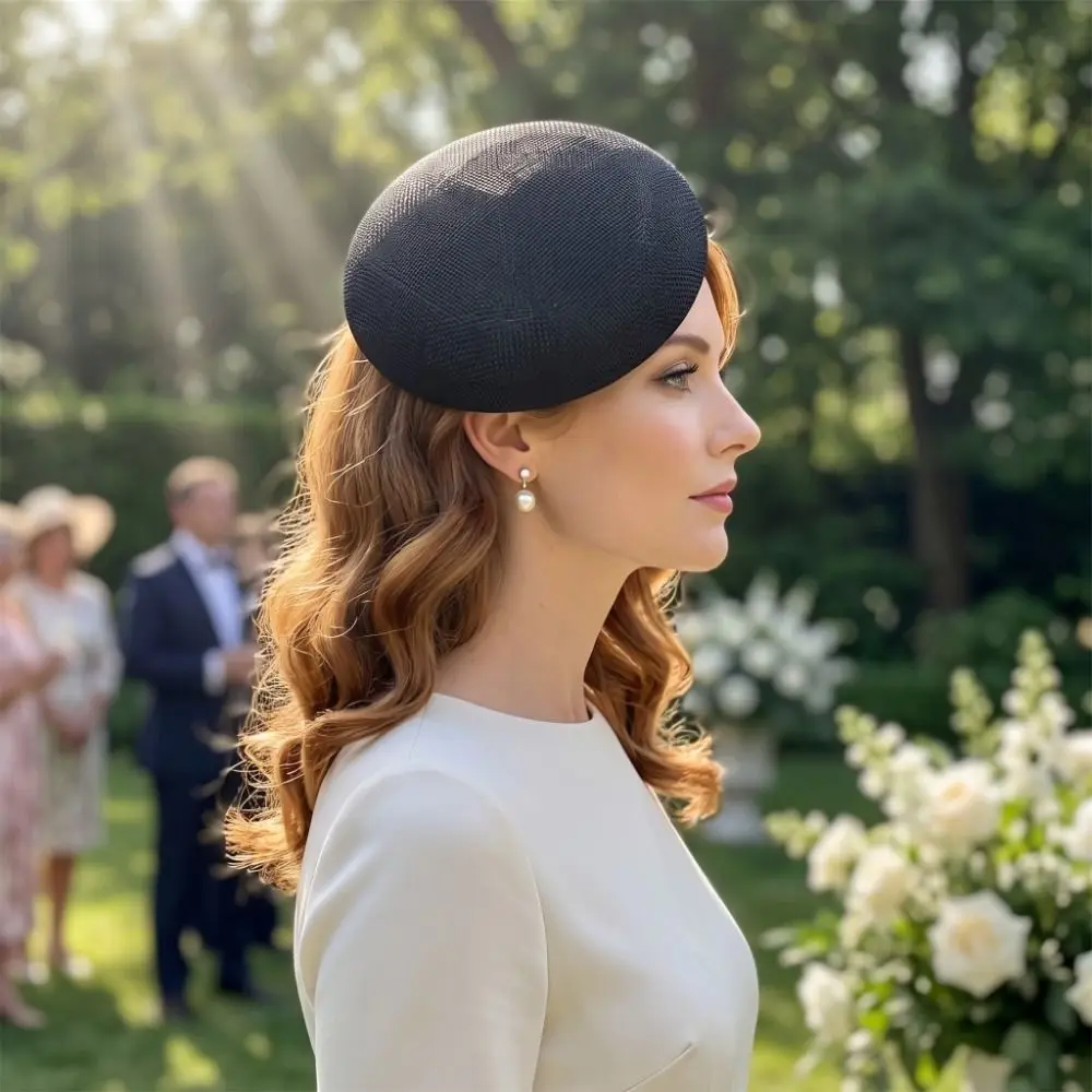 Chapeau de soirée élégant à large bord, couleur unie, base de fascinator, chapeau de mascarade, chapeau en maille de 15 cm pour fille