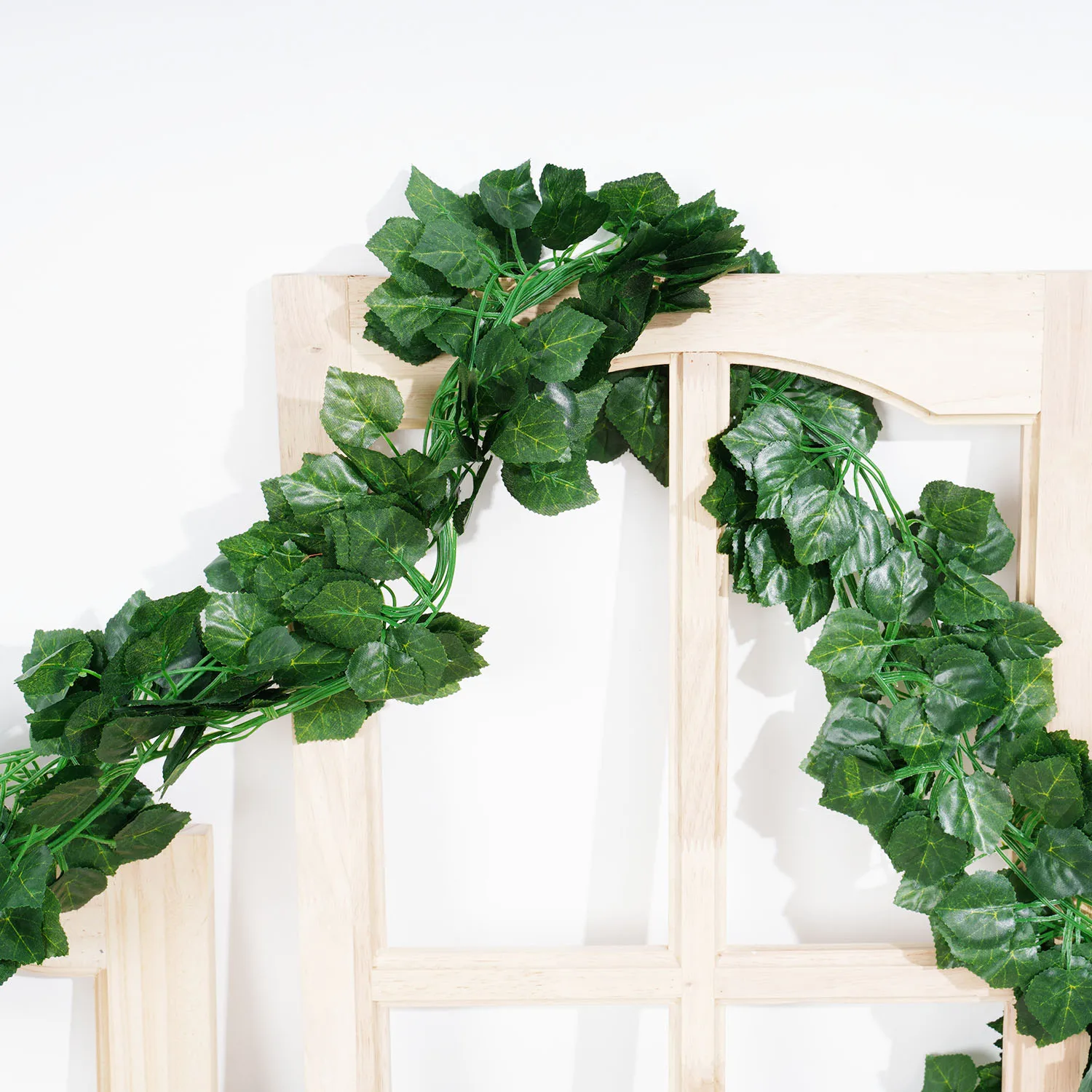 200Cm  Artificial Silk Ivy Hanging Leaf Garland Plant Creeper Leaf Home Bathroom Wedding Garden Decoration Green Vine