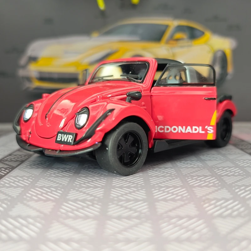 1:32 Simulated Volkswagen Beetle modified alloy model has simulated sound and lighting functions, rich details, fine workmanship