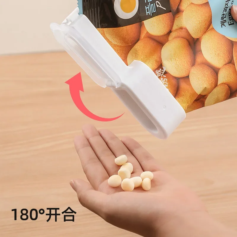 Food Clips to Seal Pour Food Storage Bag Clip with Spout for Cereal, Snacks,Dust and moisture proof sealing clip