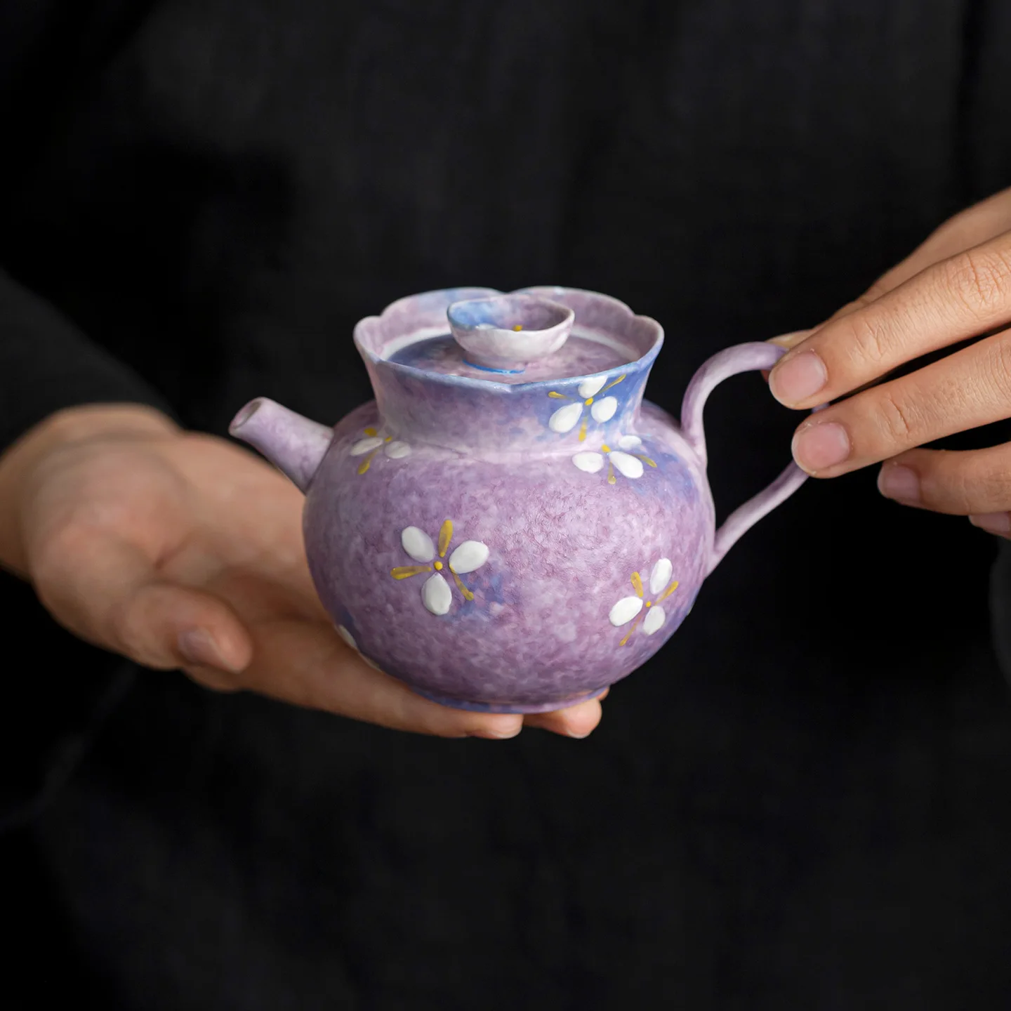 Rock Mineral Glaze Hand Painted Purple Dome Flower Ceramic Teapot with Ball Hole Filter Ewer Household Tea Making Teaware