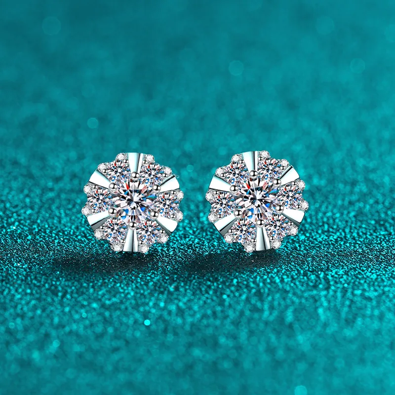 

1.0ct Moissanite S925 Sterling Silver Stud Earrings for Women Plated Ptinum Sunflower Ear Studs Fashion Jewelry Wholesale