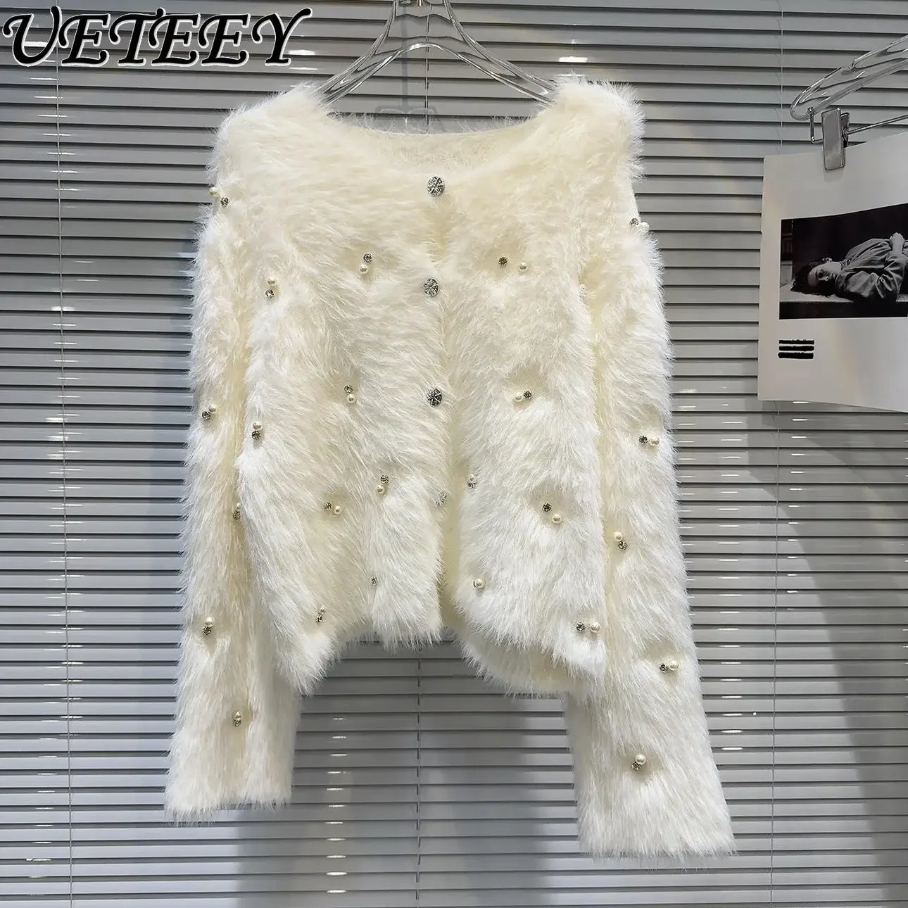 Autumn Winter New Temperament Socialite Pearl Bead Sweater Jacket Crew Neck Furry Warm Short Knitted Cardigan for Women