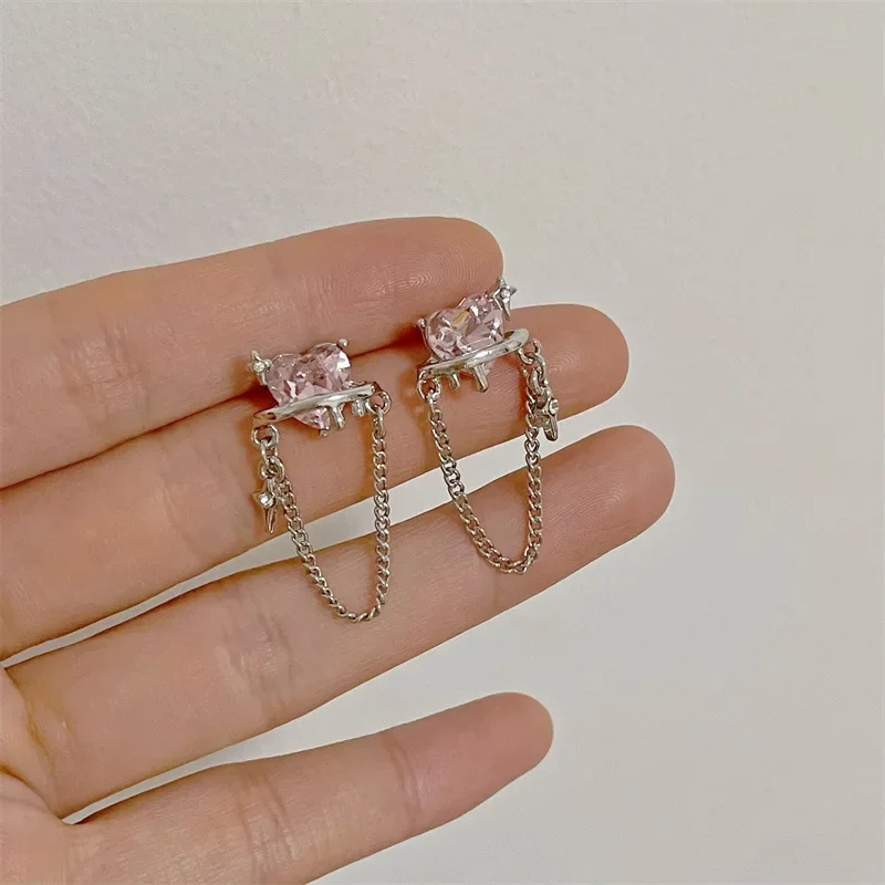 Korean Fashion Style Link Chain Clip Earrings Exquisite Pink Zircon Heart Clip on Earrings No Piercing for Women Lady Party