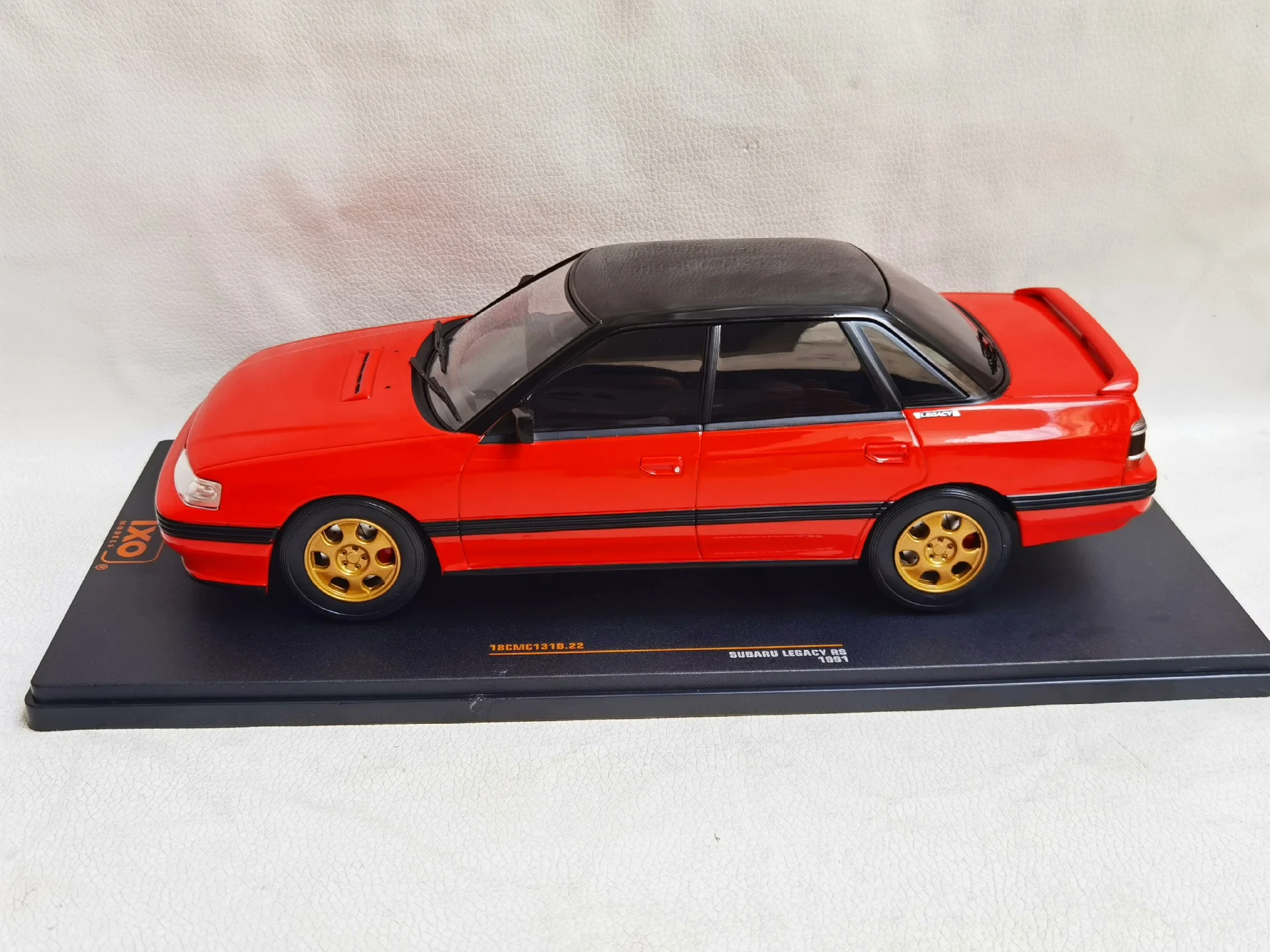 다이캐스트 IXO 1/18 스케일 스바루 레거시 RS 1991 스바루 합금 자동차 모델 소장 장난감 선물 기념품 디스플레이 장식품