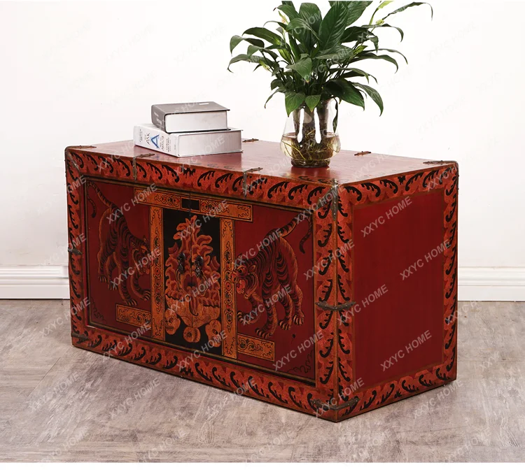 Solid wood hand-painted tiger pattern wooden box New Chinese hand-painted storage box