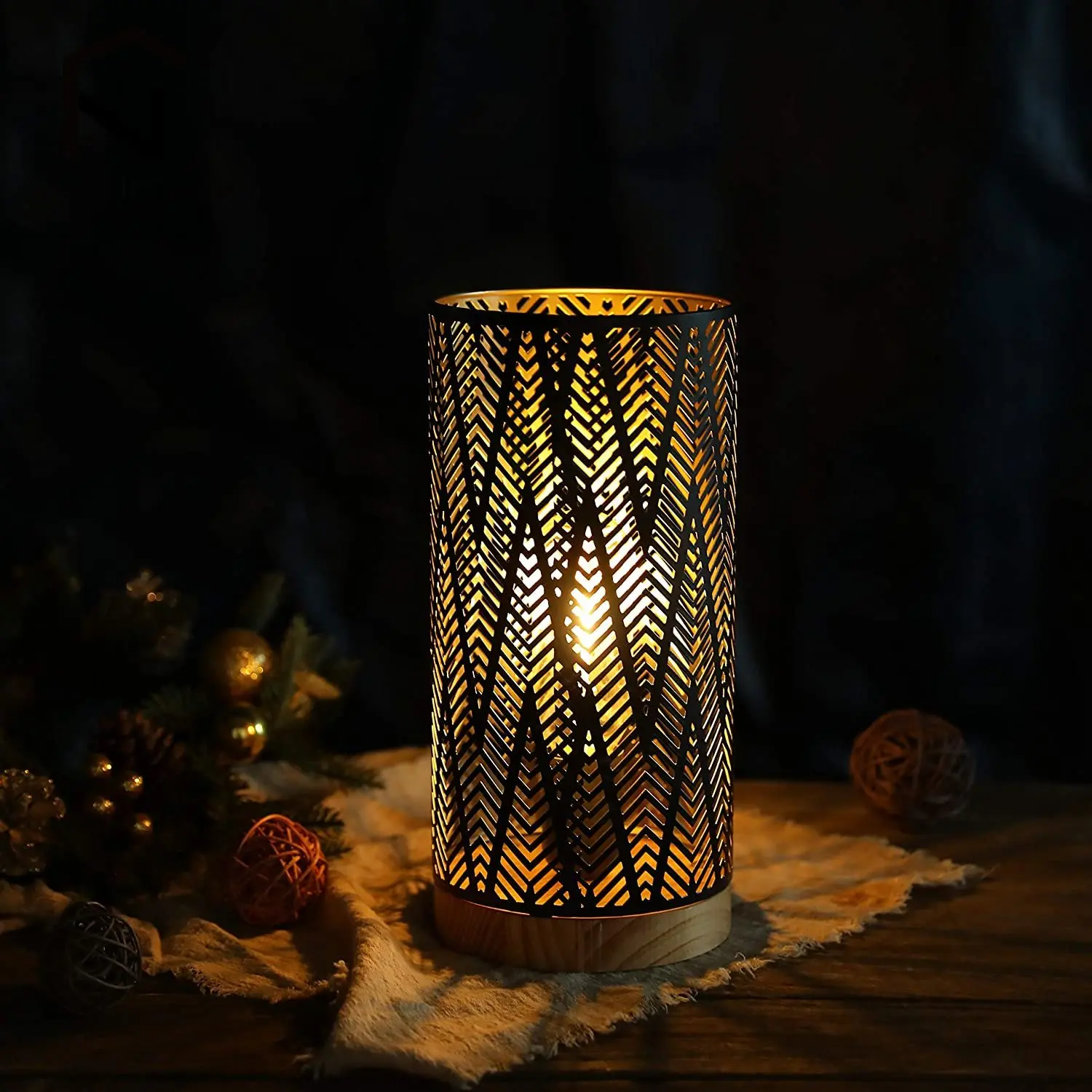 Geometric Metal Candle Holder Battery Powered Lamp Wireless Table Lamp Cordless Light for Wedding Party Bedroom Home Decor