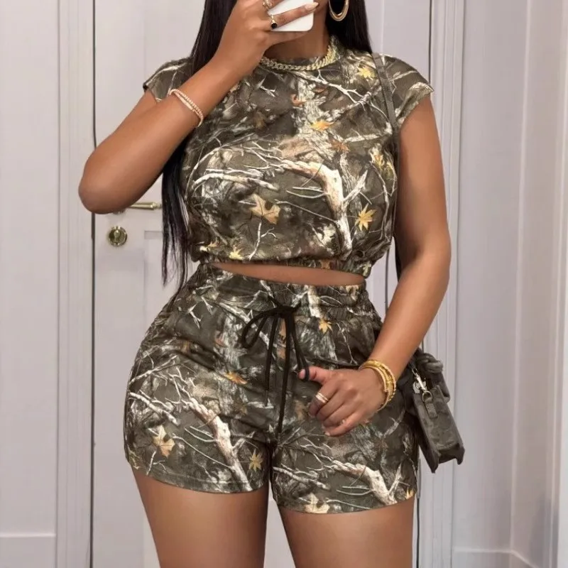Printed Casual Set with Print Geometric Pattern Elegant Commuter Five Pants Regular Sleeve Commuter Style Spring Women Shorts