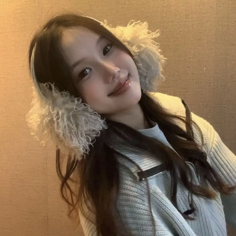 New Autumn Winter Plush Hair Earmuffs Foldable Warm Headband Earmuffs Anti-freeze Thickened Ear Protection Bag