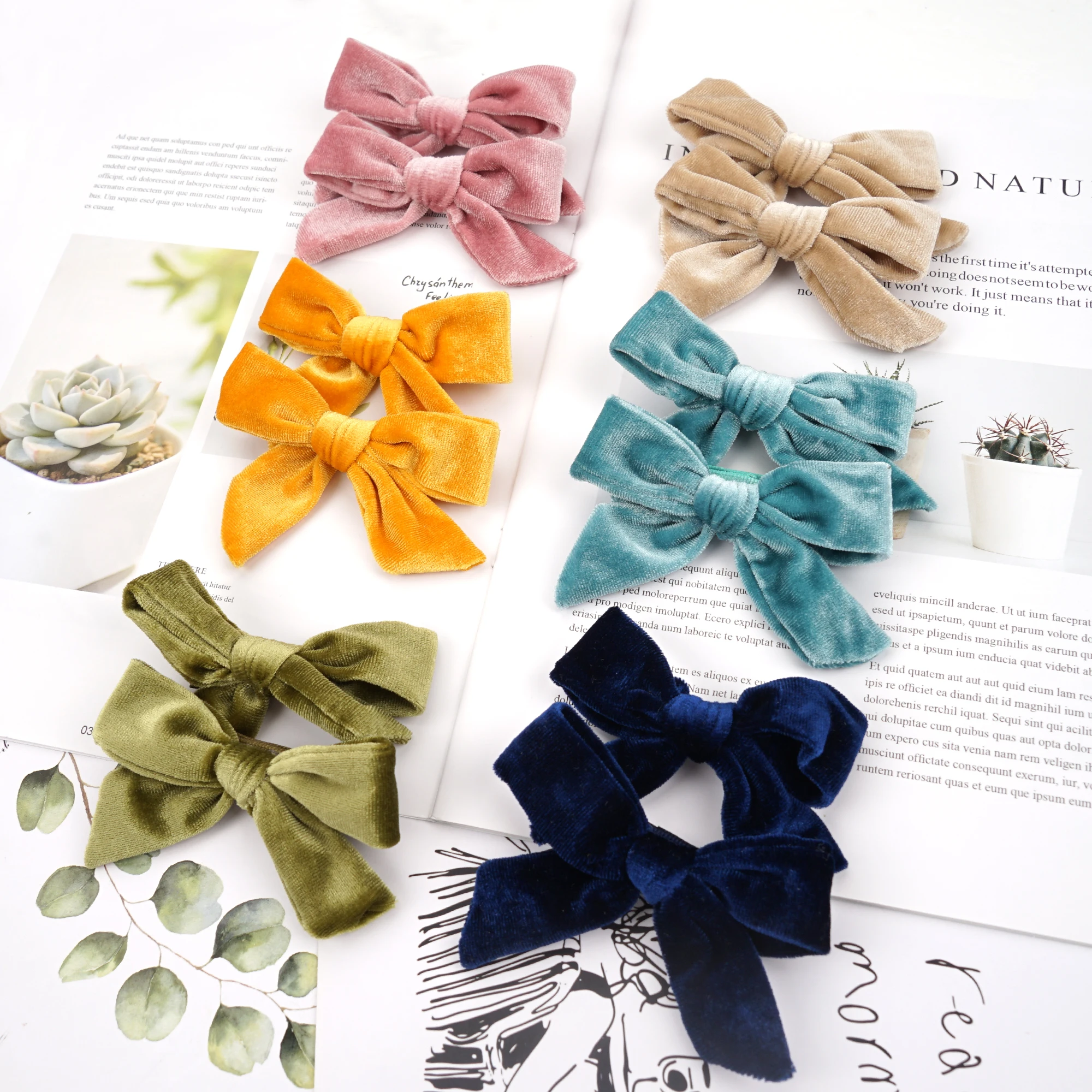 Velvet Hair Bows Clips para meninas, presilhas de metal, acessórios do bebê, crianças pequenas, 4 ", 6pcs, 3 pares