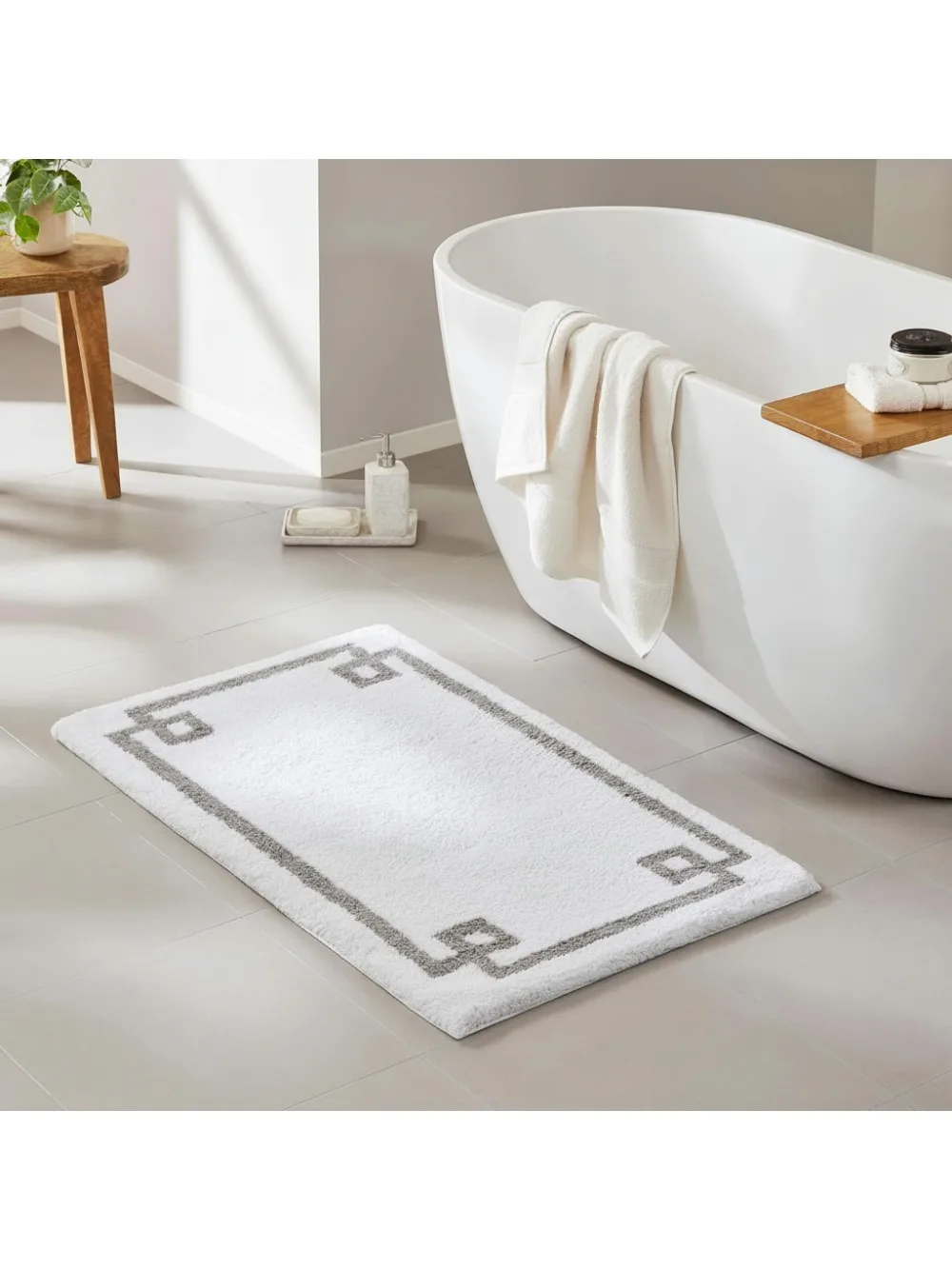 

100% Cotton Bathroom Rug Non-Slip Backing, Plush Absorbent Quick Dry Bath Mat, Spa Design Shower Decor 24x72 White