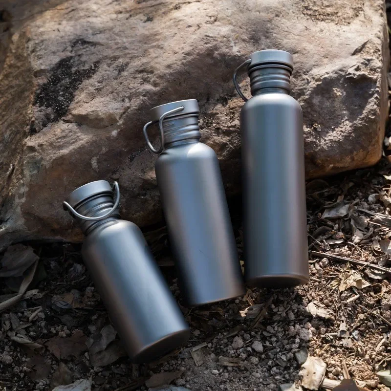 Pure Titanium Sports Water Bottle, Outdoor Cycling Water Cup, Portable Water Bottle Lightweight Camping Water Cup Can Boil Water