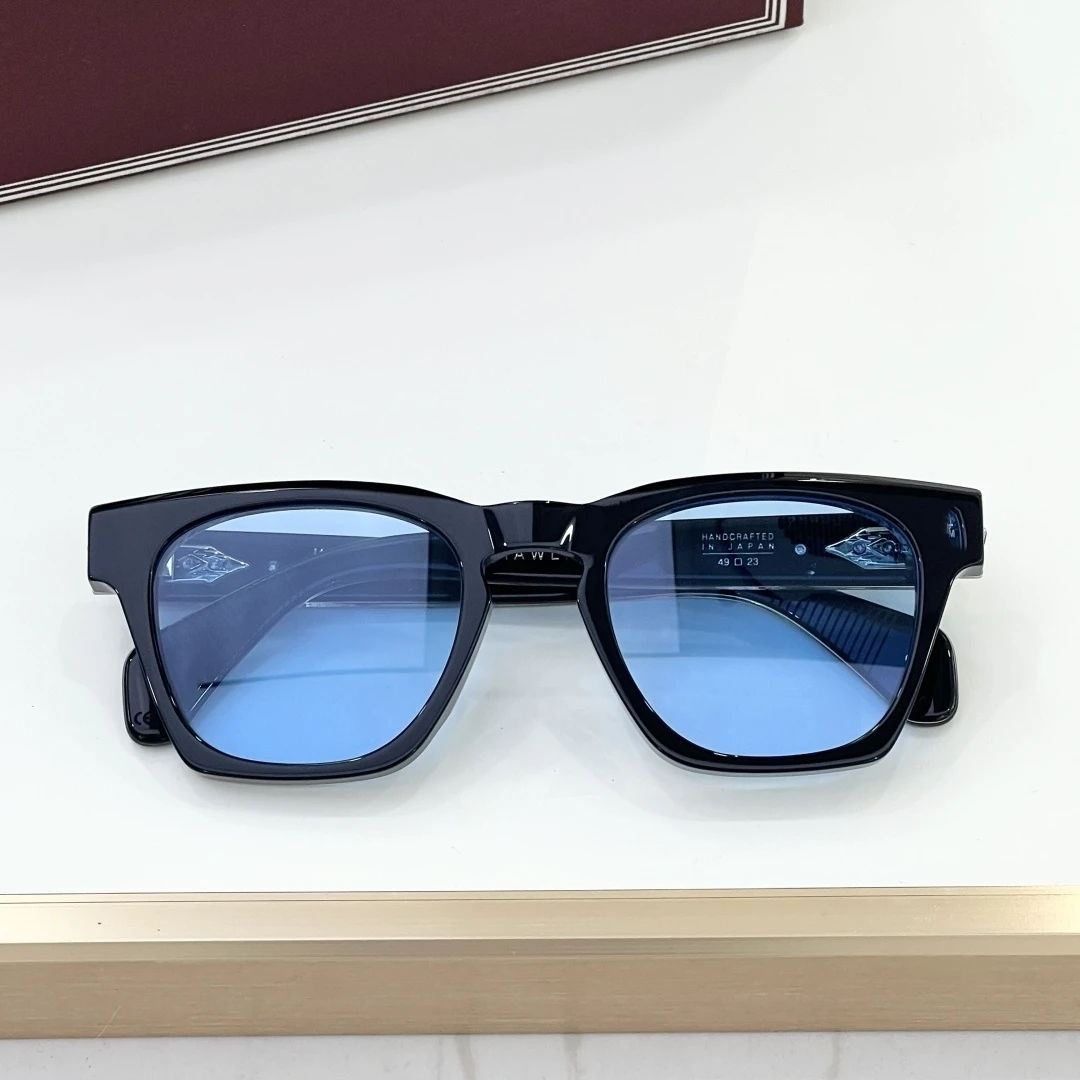 Thumbnail 4 - #6 Business Sunglasses Comparison Guide
