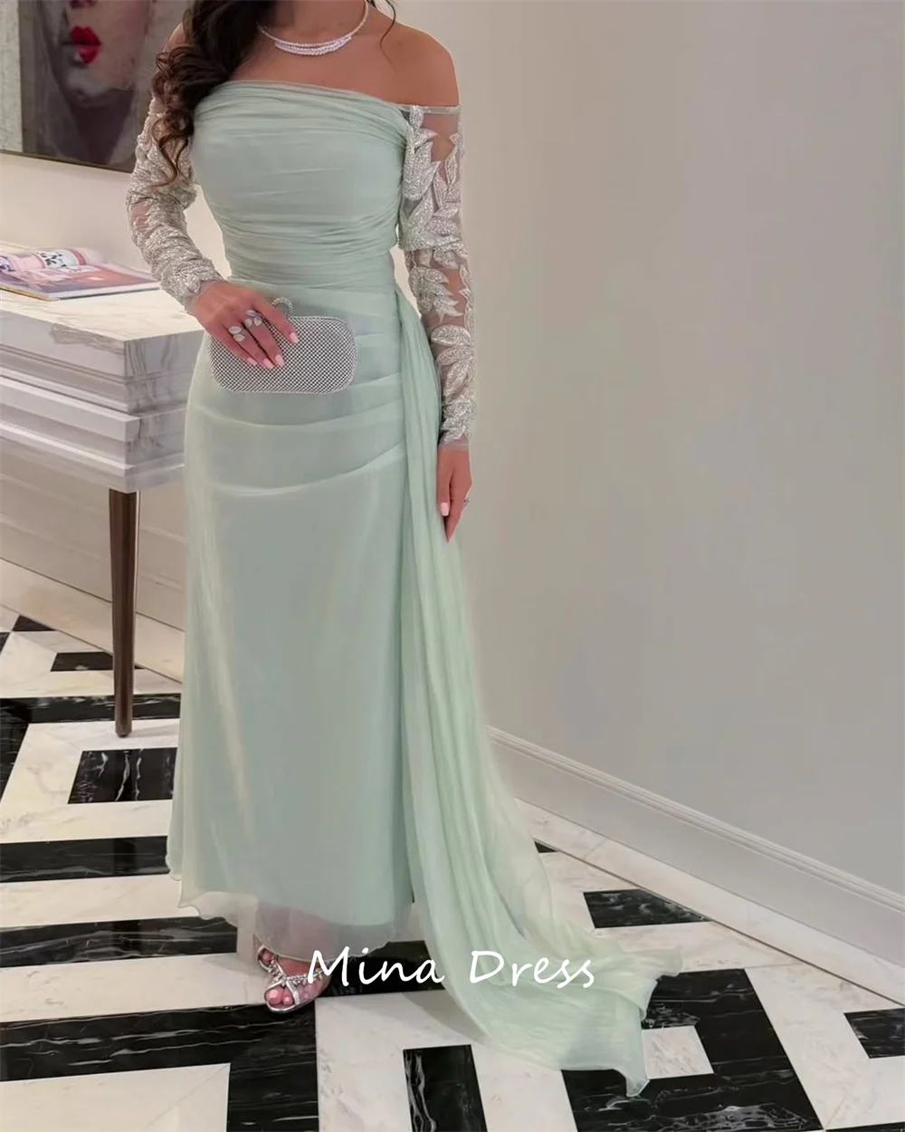 فستان سهرة مخصص من Mina بكتف واحد رائع ثلاثي الأبعاد من الدانتيل على شكل زهرة وأكمام طويلة فستان حورية البحر مفتوح الظهر